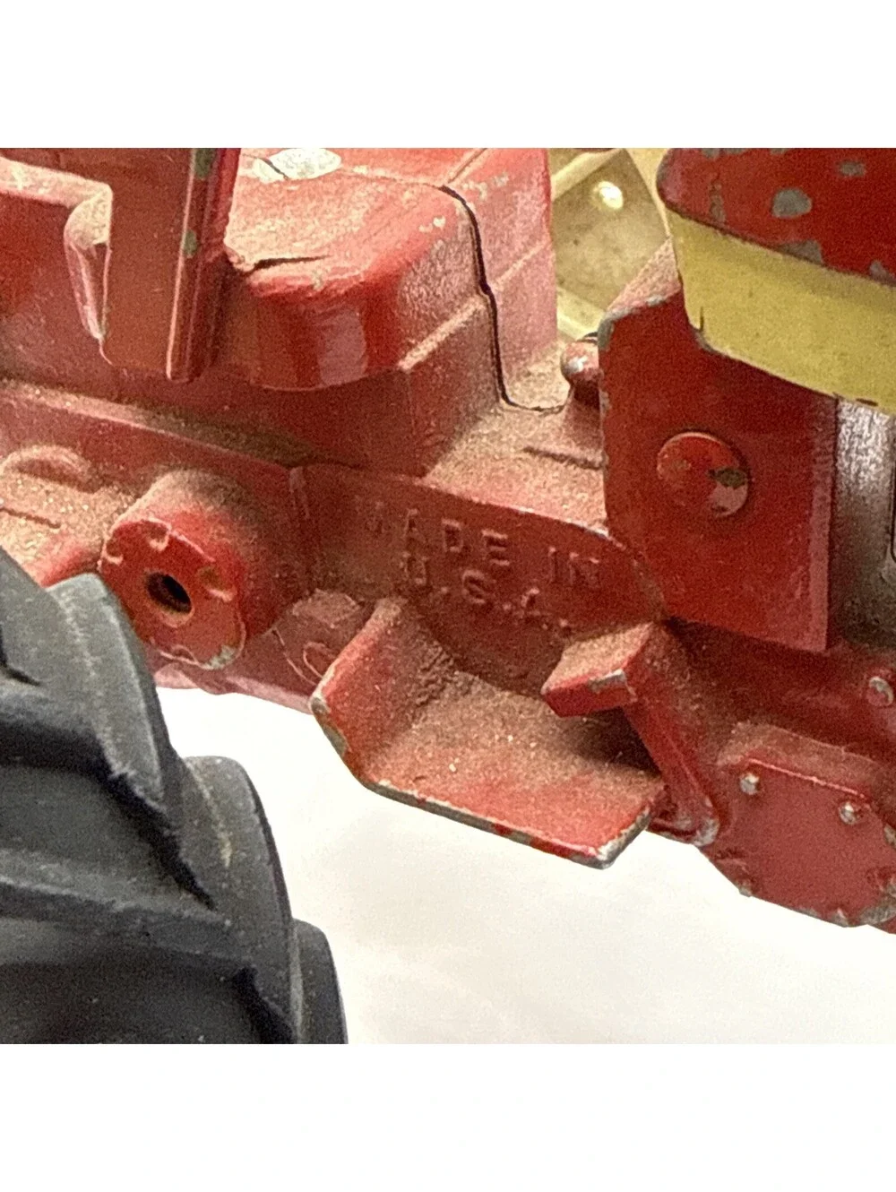ERTL IH FARMALL 404 TRACTOR WHITE RIM NARROW FRONT